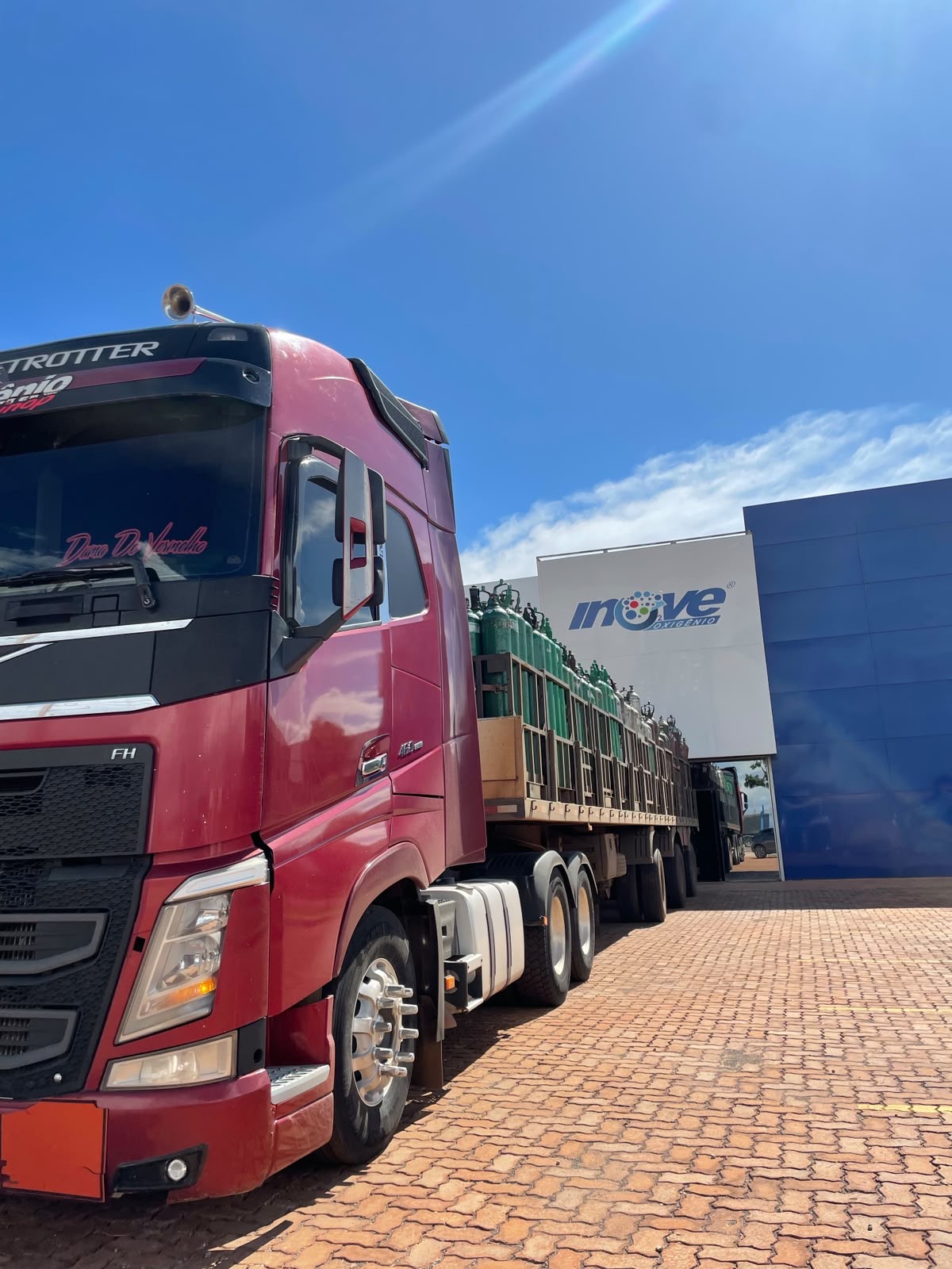 Frota Inove em rodovia